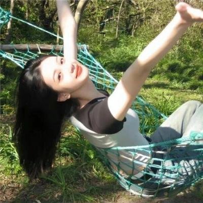 万军跪迎长公主回朝登基